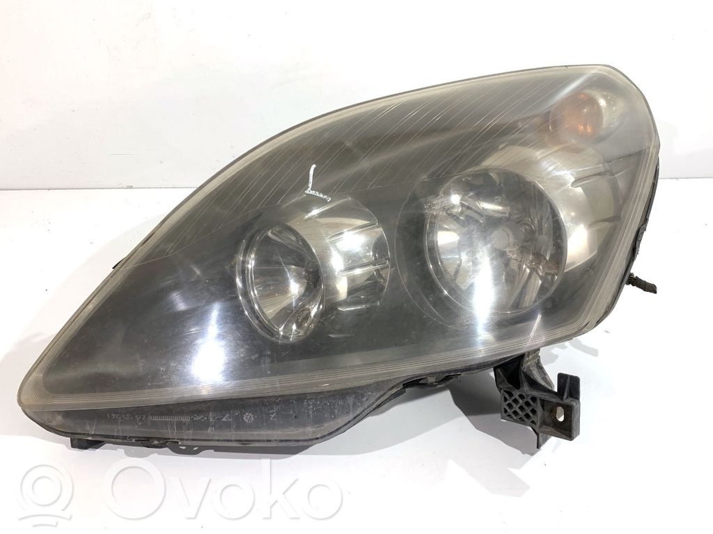 Opel Zafira B Phare frontale 