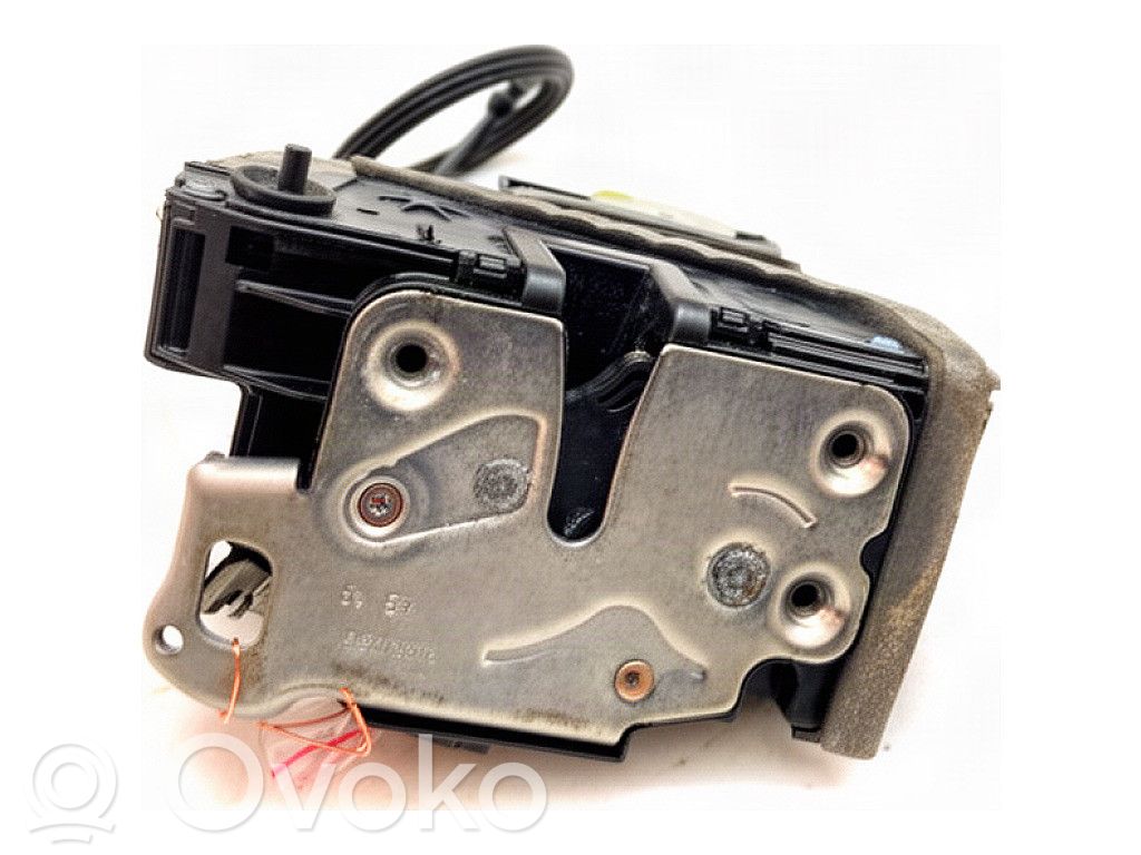 Opel Insignia B Rear door lock 