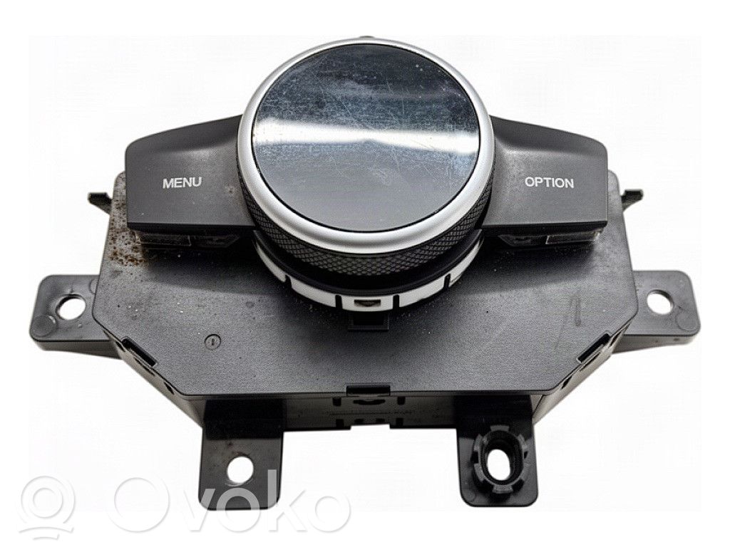 Alfa Romeo Giulia Head unit multimedia control