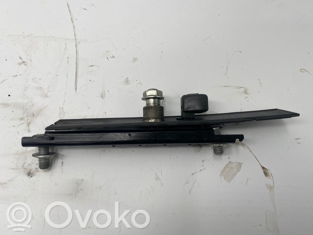 Iveco Daily 4th gen Seat belt adjustment rail 