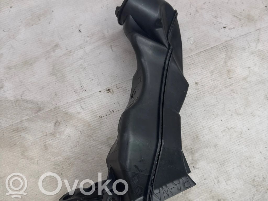 BMW X2 F39 Oro paėmimo kanalo detalė (-ės) 