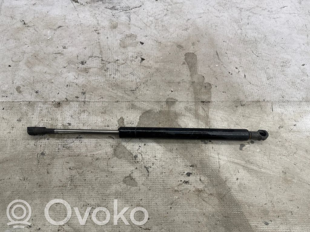 BMW 3 E46 Tailgate/trunk strut/damper 