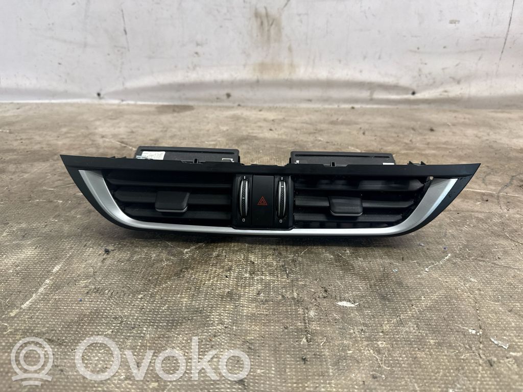 Alfa Romeo Stelvio Dysze / Kratki środkowego nawiewu deski rozdzielczej 
