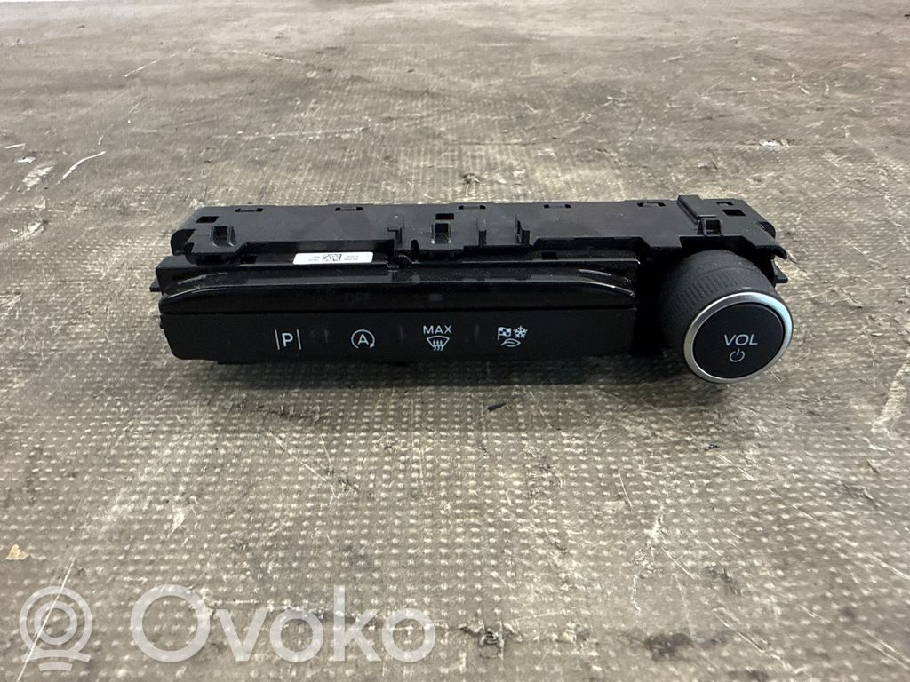 Ford Focus Interrupteur / bouton multifonctionnel 