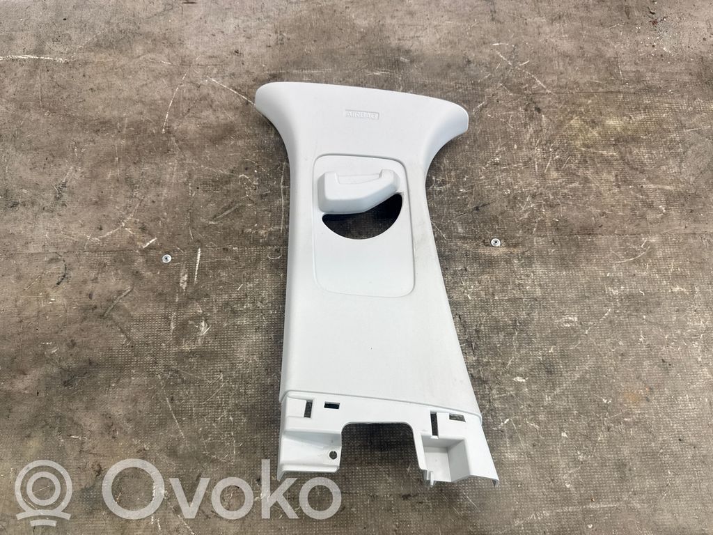 Ford Focus Pilar (B) (superior) 
