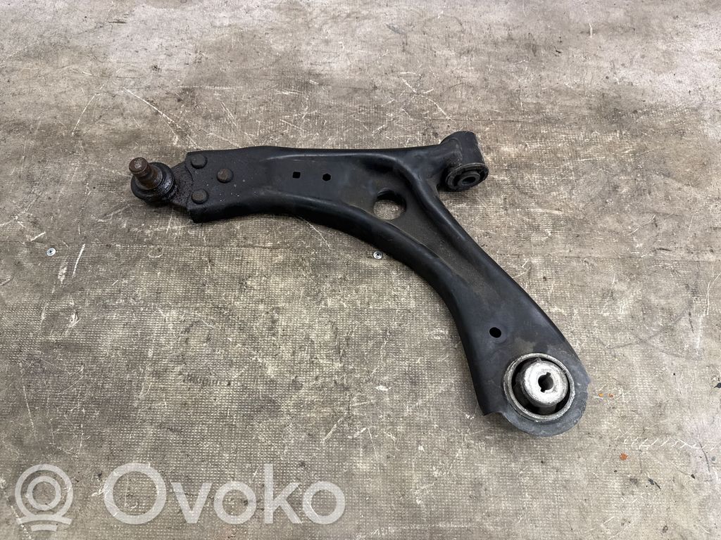 Ford Focus Basculă față 