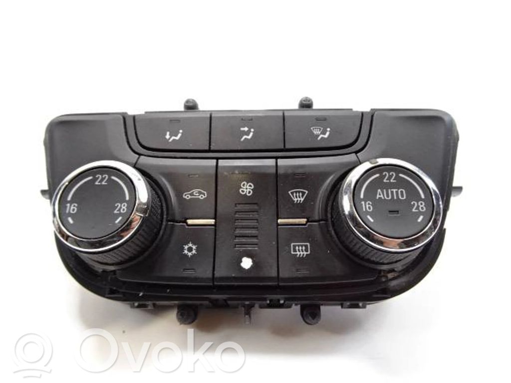 Opel Zafira C Climate control unit 