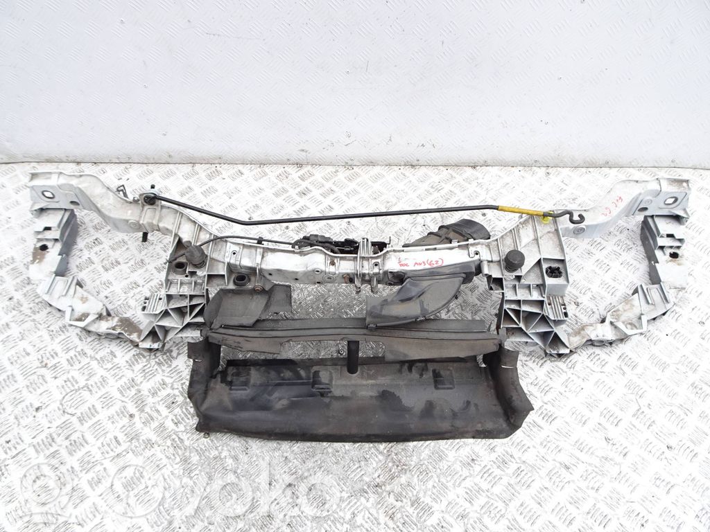 Radiatorių panelė   BM518B041B