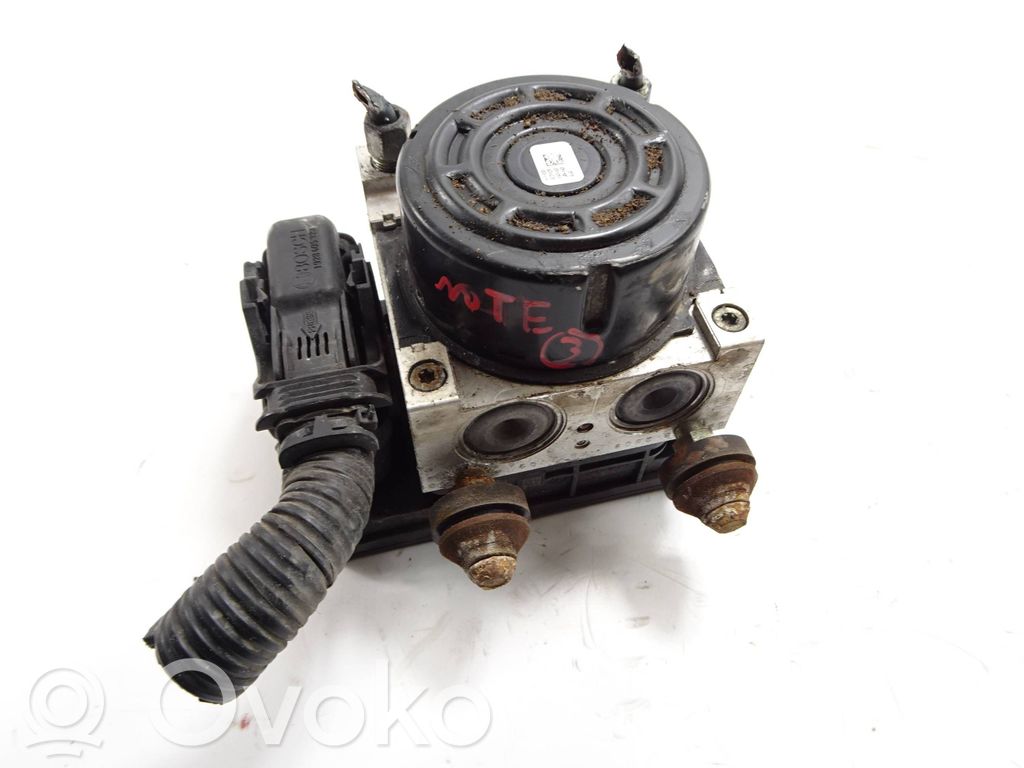Nissan Note (E12) ABS bloks 