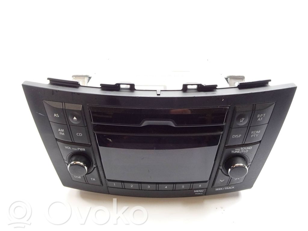 Panel / Radioodtwarzacz CD/DVD/GPS   3910168L00,CQJZ4070G,3910168L0,10R030289