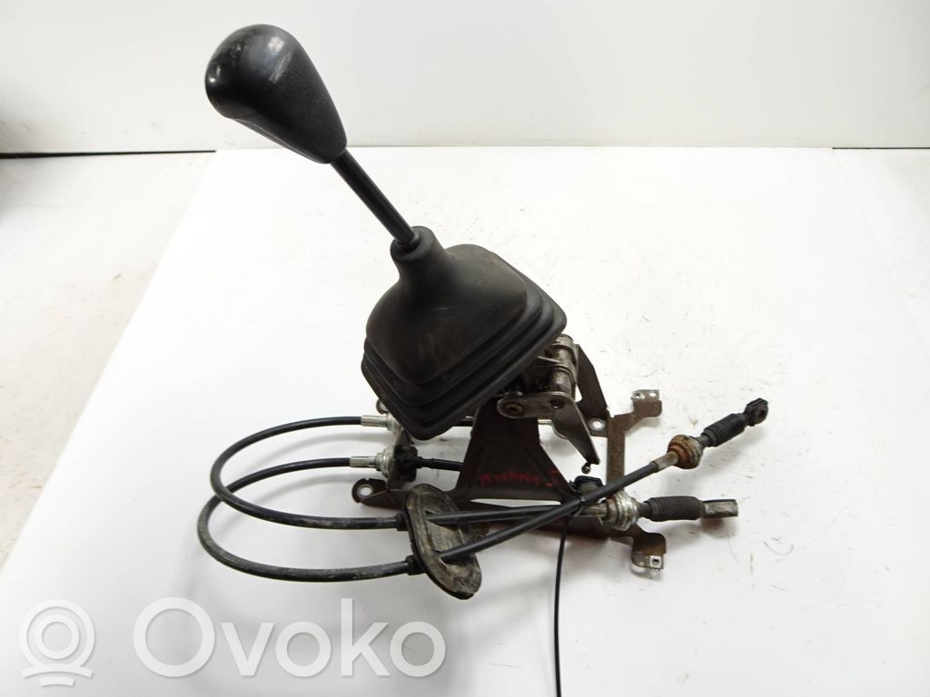 Gear shift cable linkage