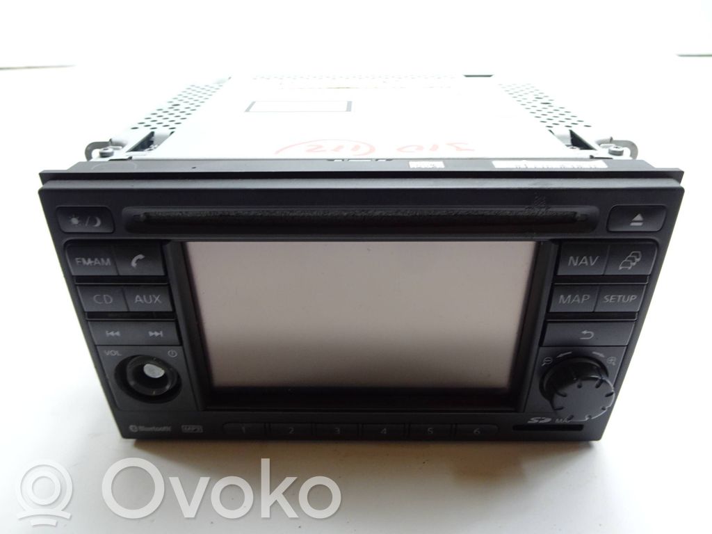 Nissan Qashqai Panel / Radioodtwarzacz CD/DVD/GPS 