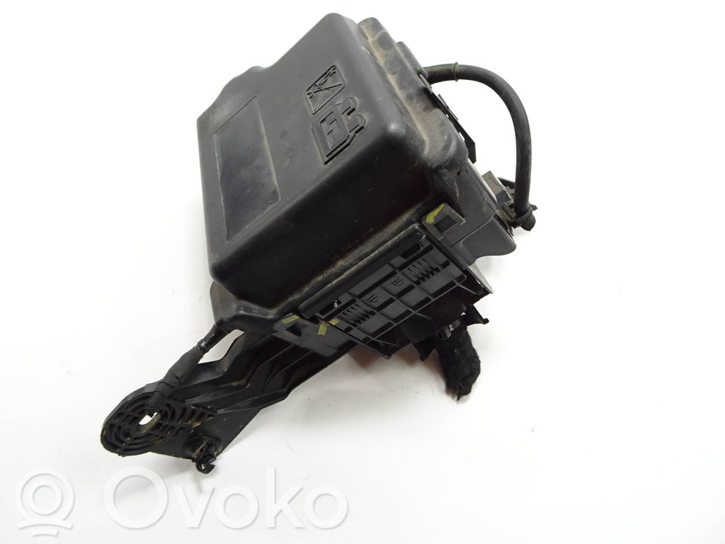 Ramka / Moduł bezpieczników   9804846880,80VZT31676
