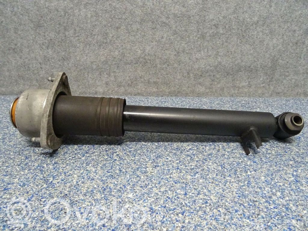 Takaiskunvaimennin   6783017