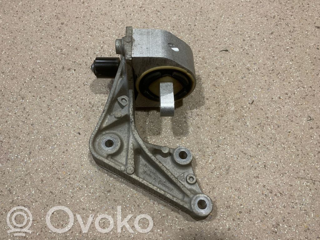 Porsche Taycan 9J1 Suport tampon motor 