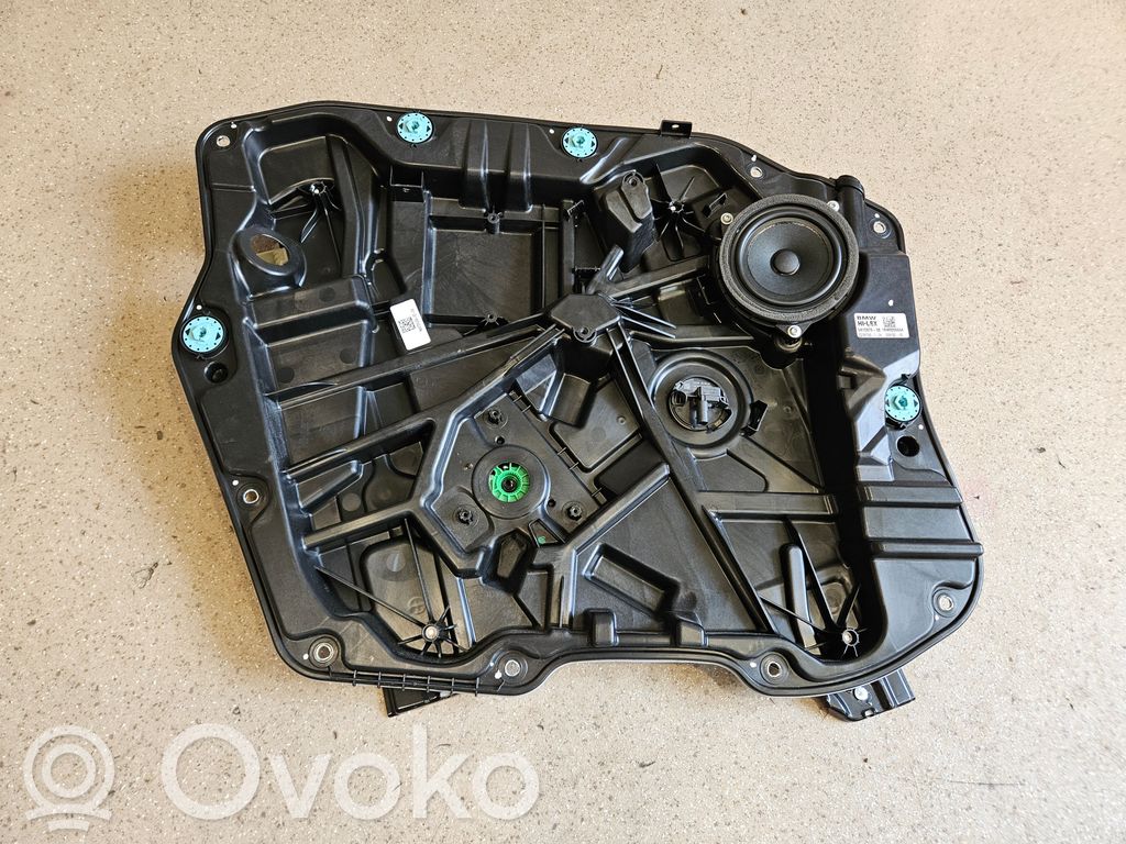 BMW X1 U11 Mechanizm podnoszenia szyby przedniej bez silnika 
