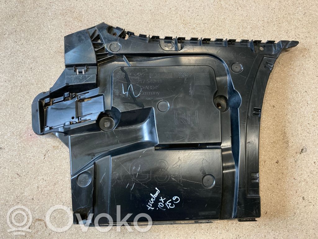 BMW 5 G30 G31 G38 Staffa di rinforzo montaggio del paraurti posteriore 