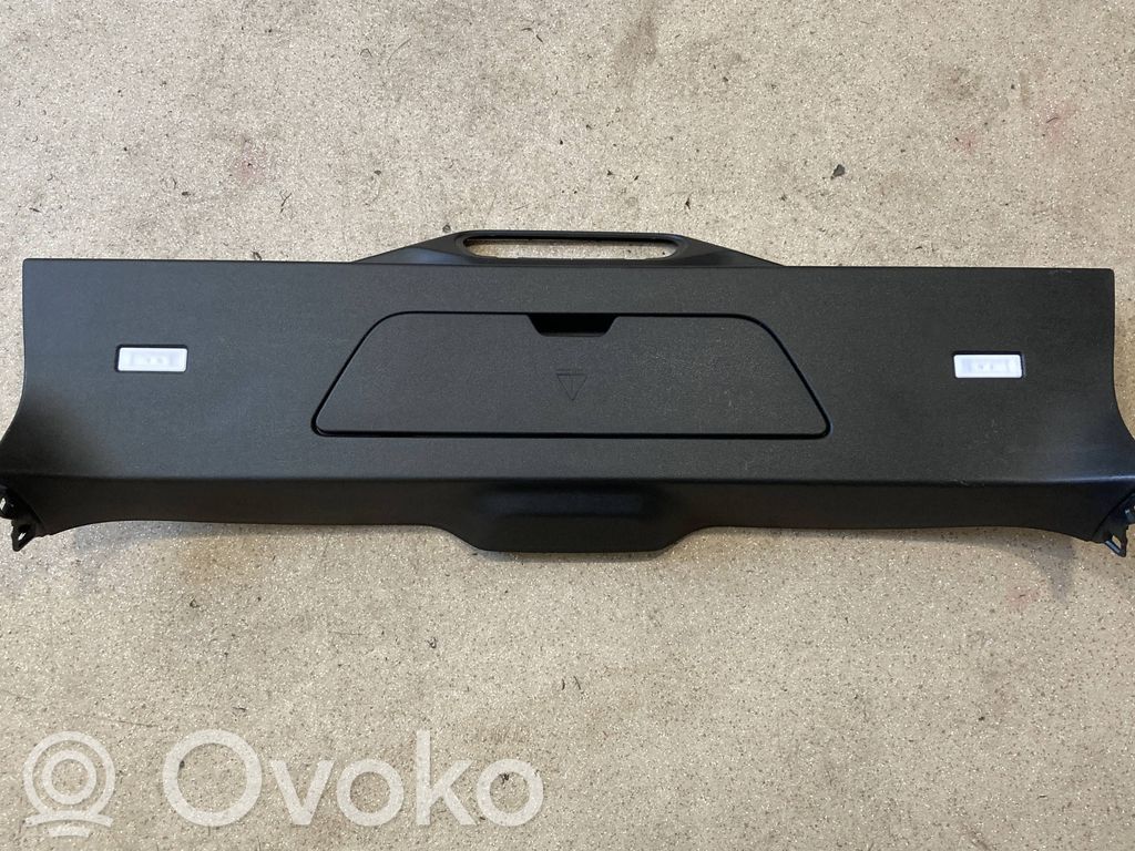 BMW X7 G07 Tailgate trim 