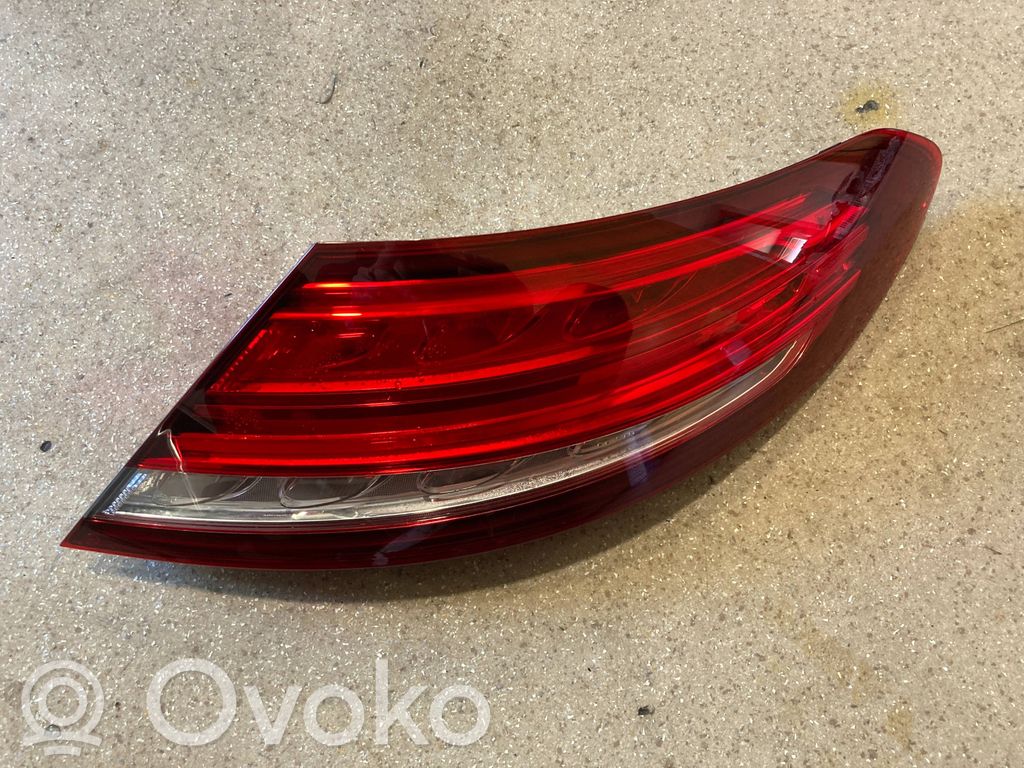 Lampa tylna   A2059066400