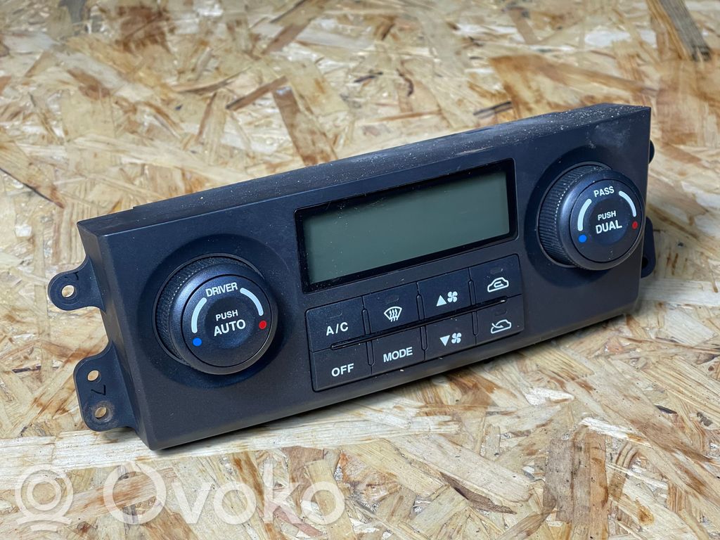 KIA Sorento Climate control unit 