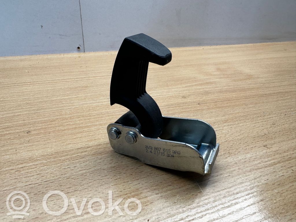 Volkswagen PASSAT B8 Tie down hook / loop 
