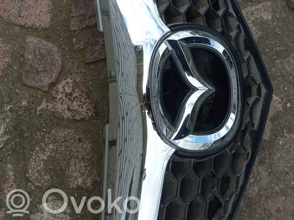 Mazda 3 I Etupuskurin ylempi jäähdytinsäleikkö 
