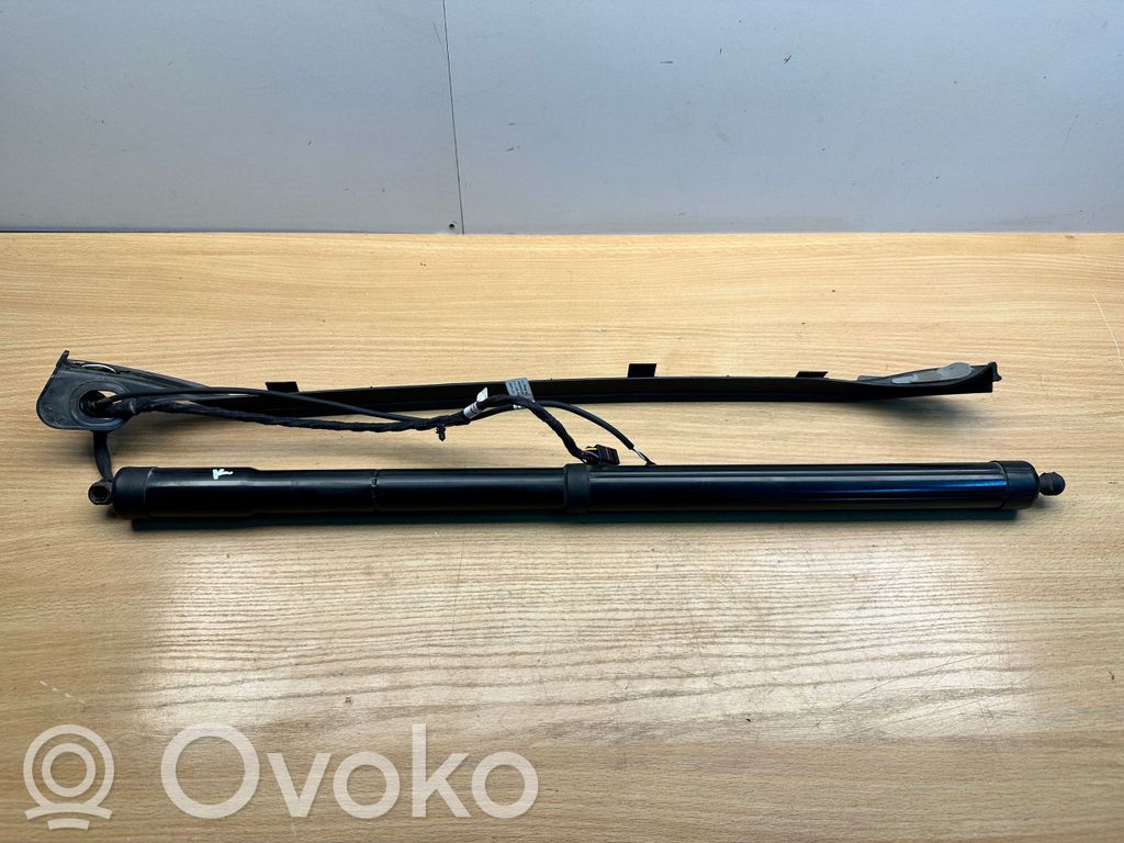 Amortyzator klapy tylnej bagażnika   7P6827711,7P6827851C,7P6827711