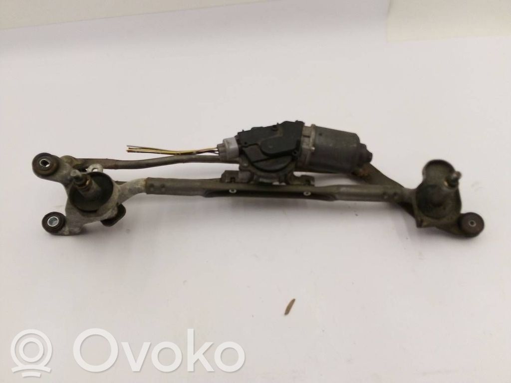 Mazda 5 Front wiper linkage and motor 