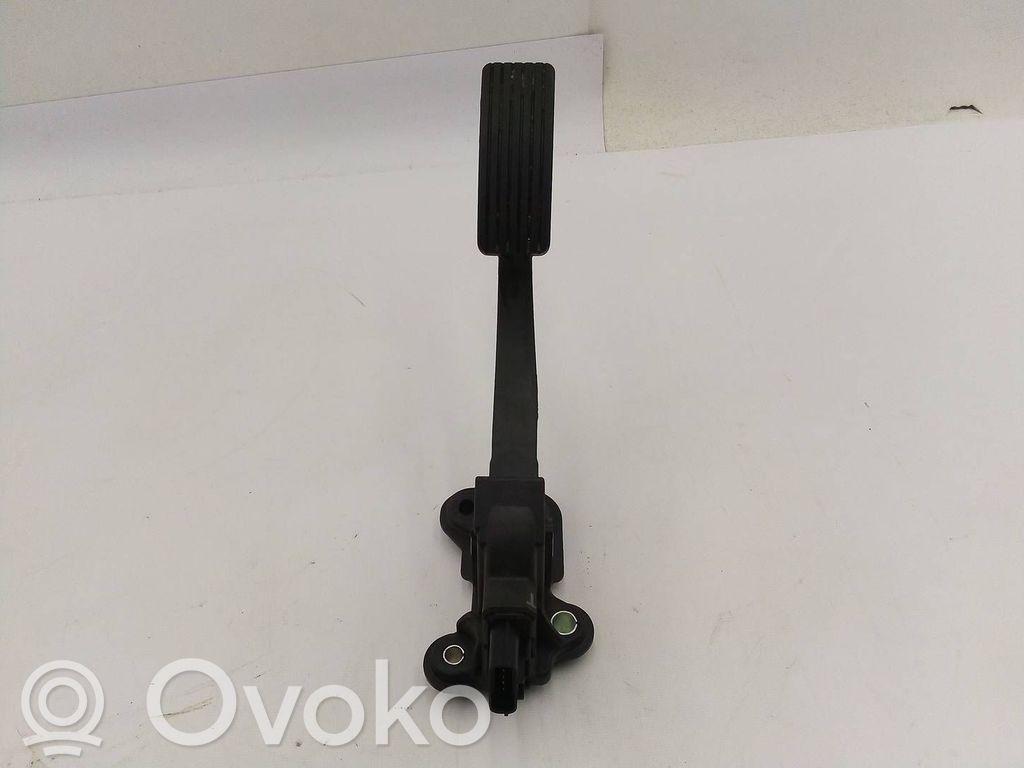 Mitsubishi Outlander Accelerator throttle pedal 