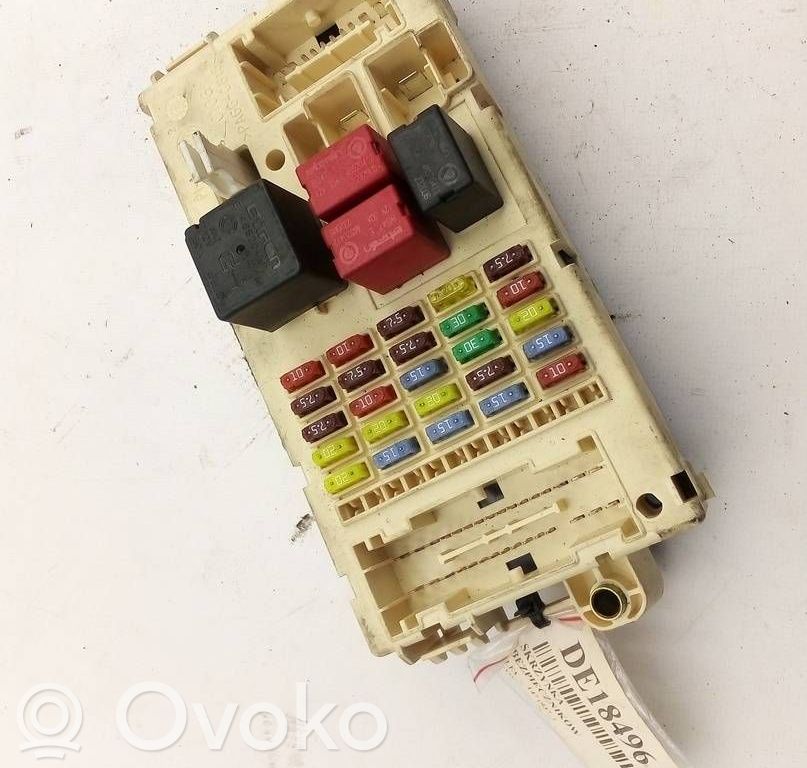 Alfa Romeo 147 Fuse box set 