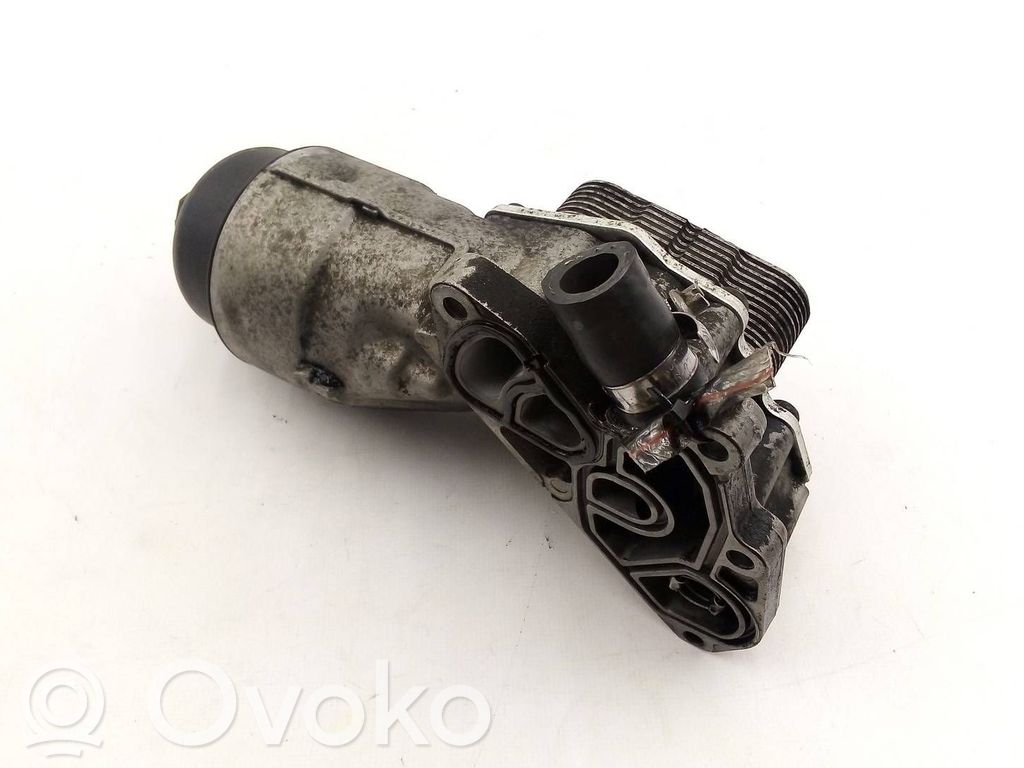 Peugeot 307 Oil filter mounting bracket 