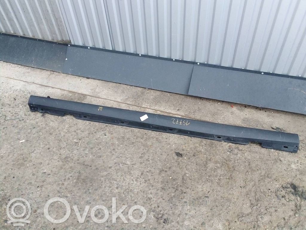 Ford Focus Priekinis slenkstis (kėbulo dalis) 