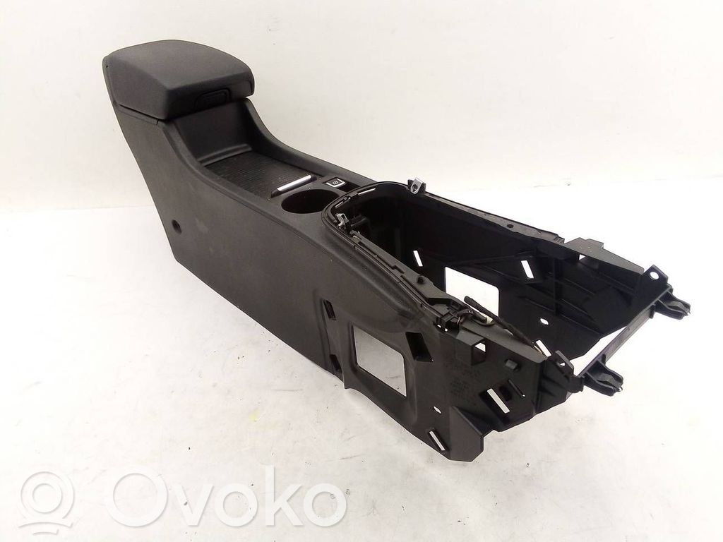 Opel Astra J Center console 
