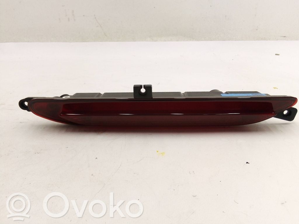 Kolmas/lisäjarruvalo   605000616AA