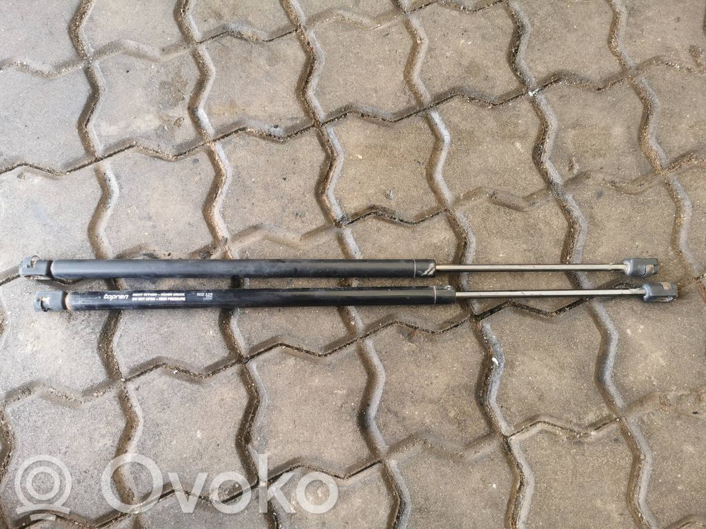 BMW 5 E60 E61 Tailgate/trunk strut/damper 