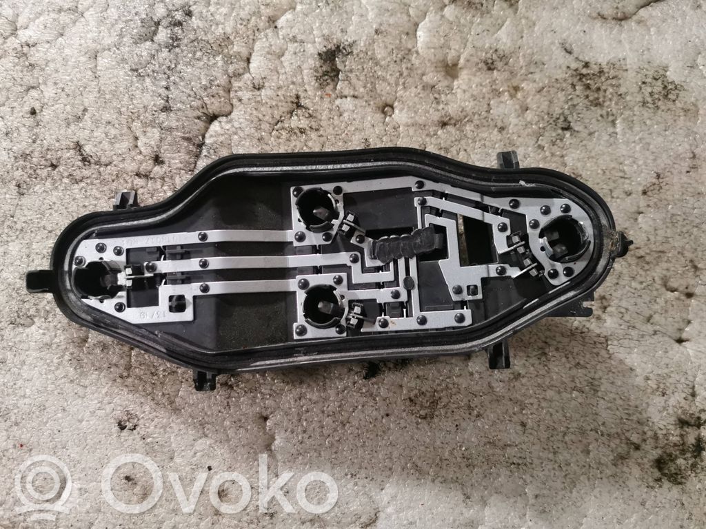 Opel Combo E Tailgate rear/tail lights 