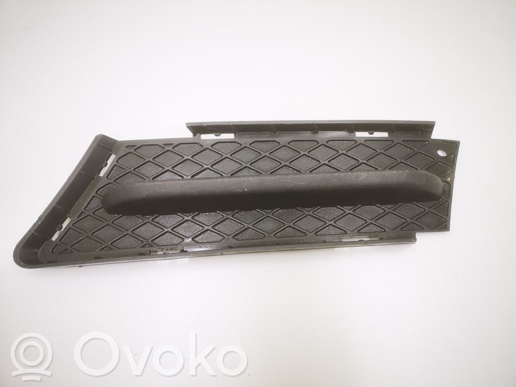 Front bumper lower grill   7154553,22944911