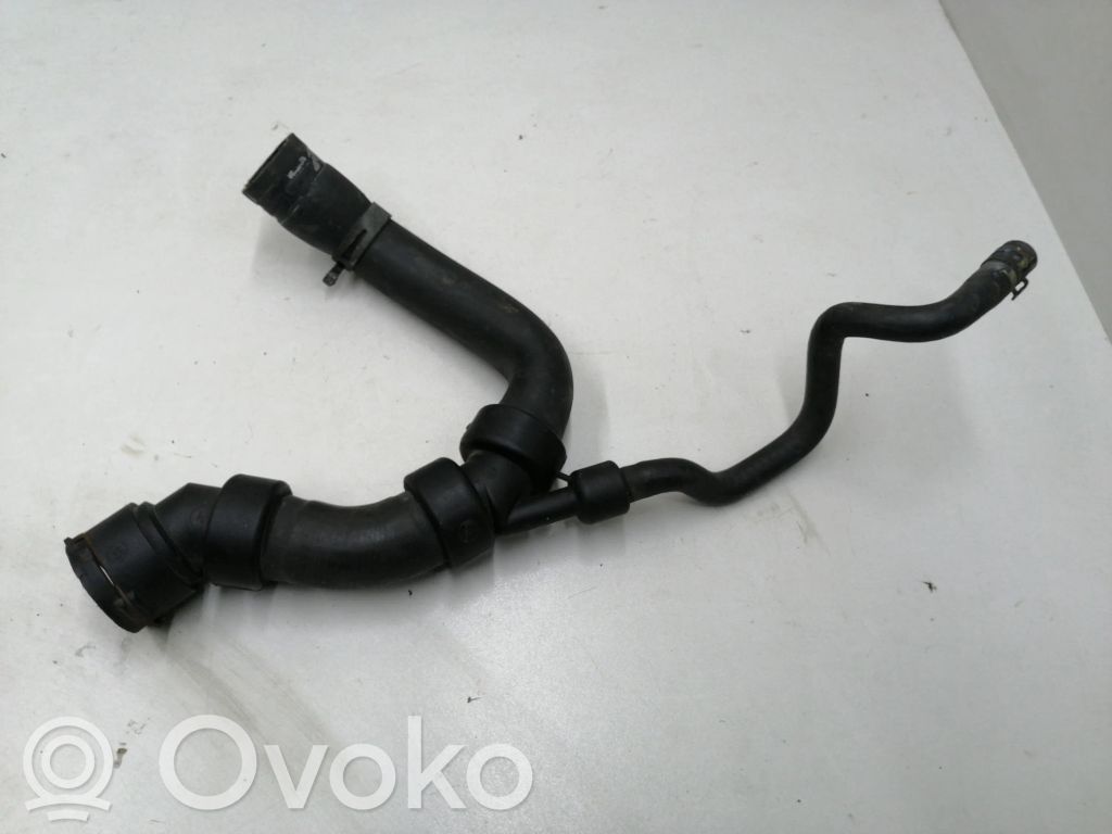 Audi A6 S6 C5 4B Engine coolant pipe/hose 