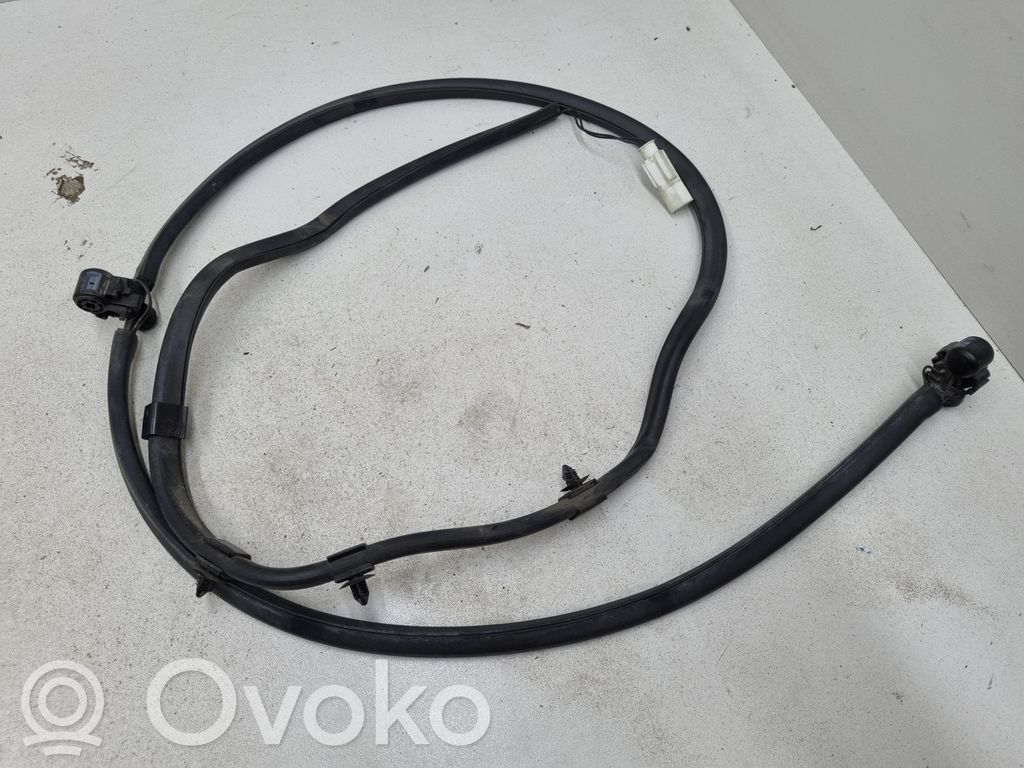 Opel Crossland X Windshield washer spray nozzle 