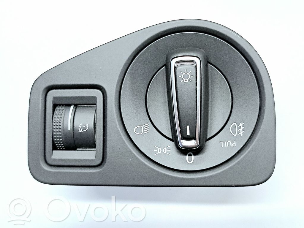 Volkswagen Golf VII Przełącznik świateł 
