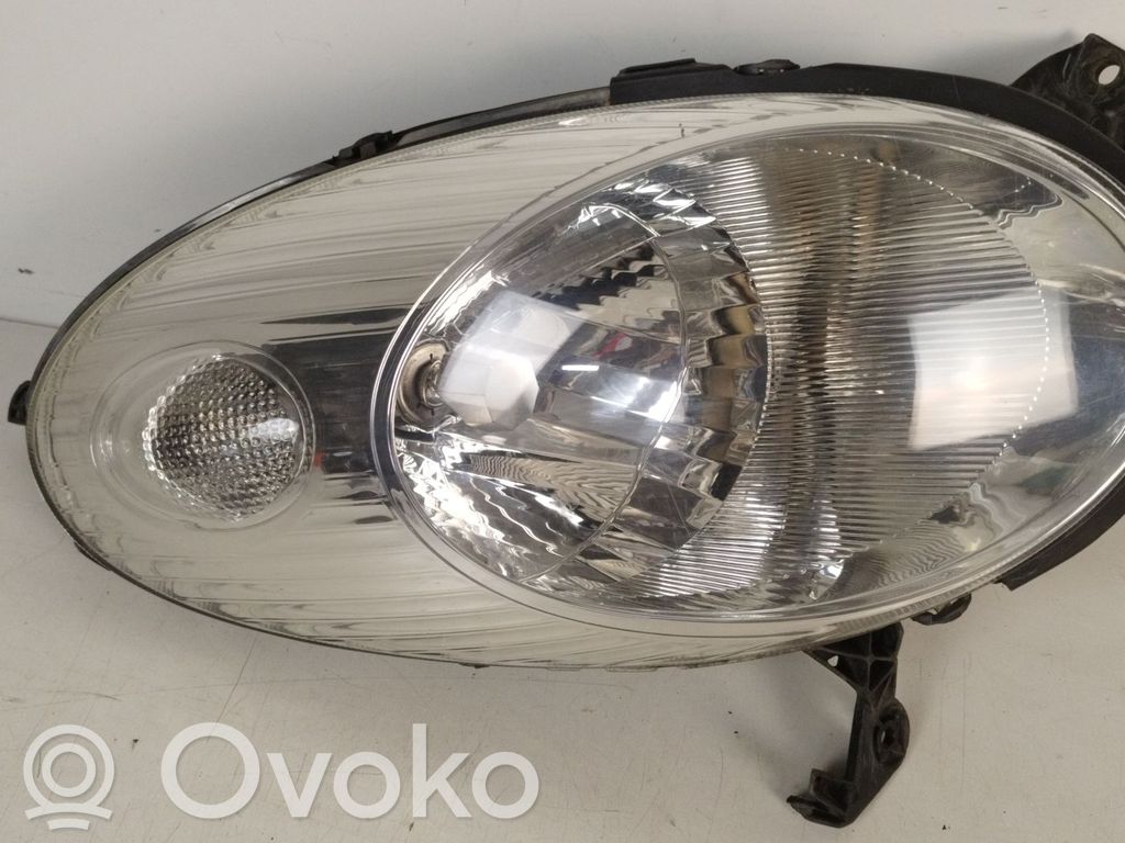 Nissan Micra Headlight/headlamp 