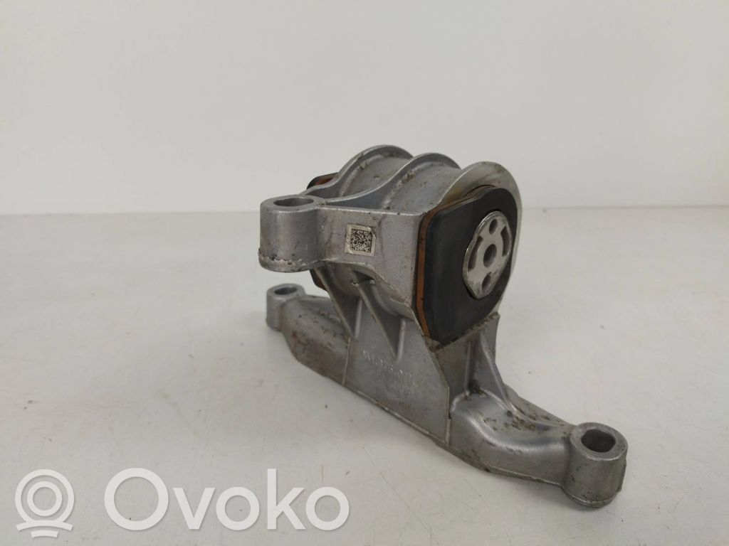 Engine mount bracket   9A137514601