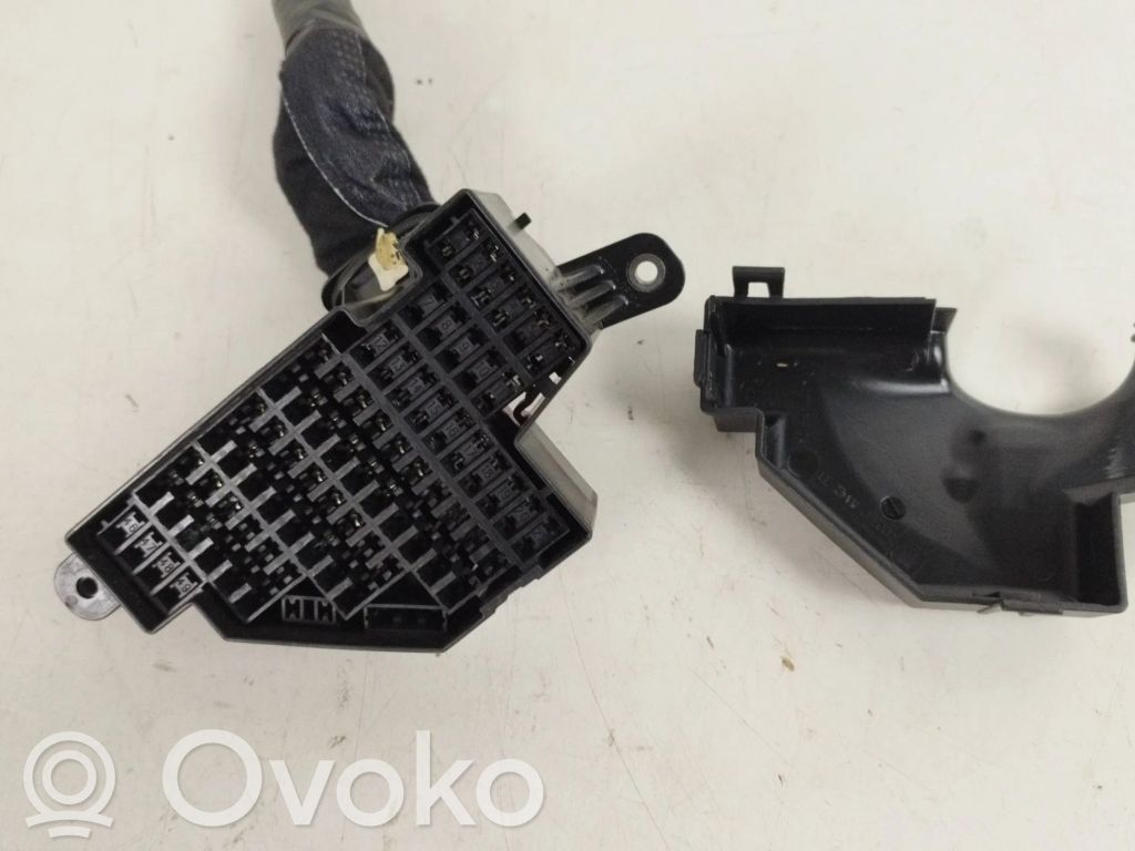 Volkswagen Golf VI Fuse module 