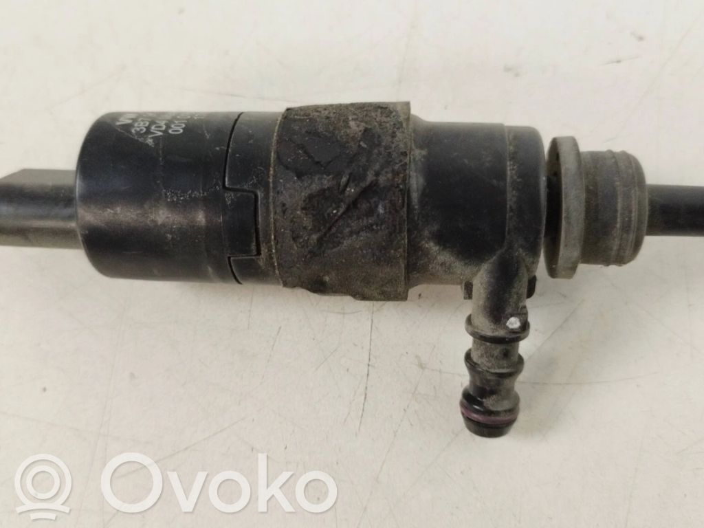 Audi A4 S4 B8 8K Headlight washer pump 