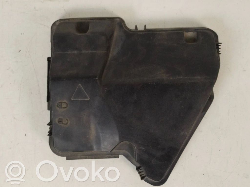 BMW X5 E70 Fuse box cover 