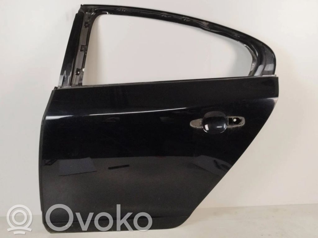 Volvo S60 Puerta trasera 
