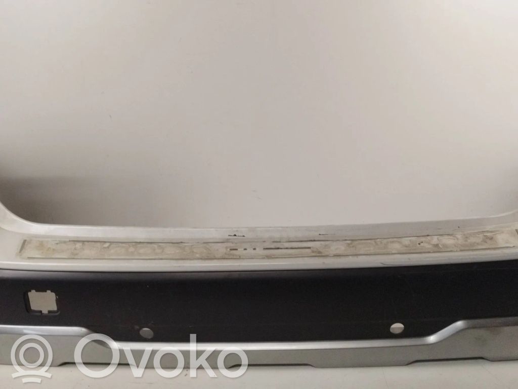 Subaru Outback (BS) Parachoques 