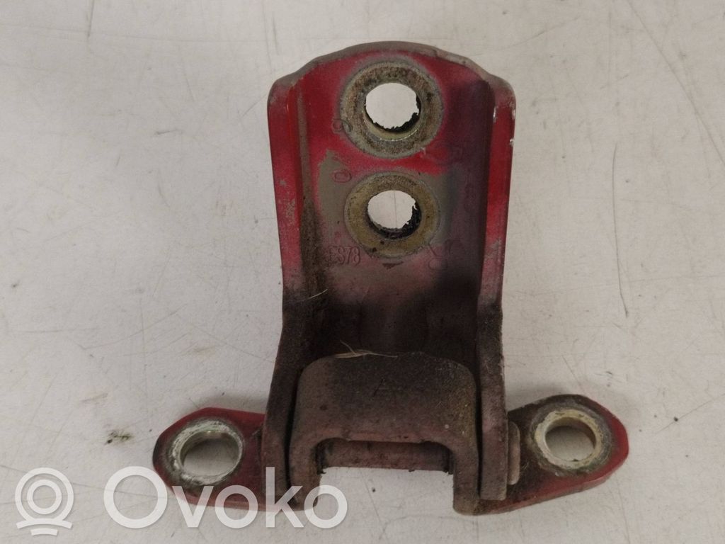 Nissan Micra Etuoven yläsarana 