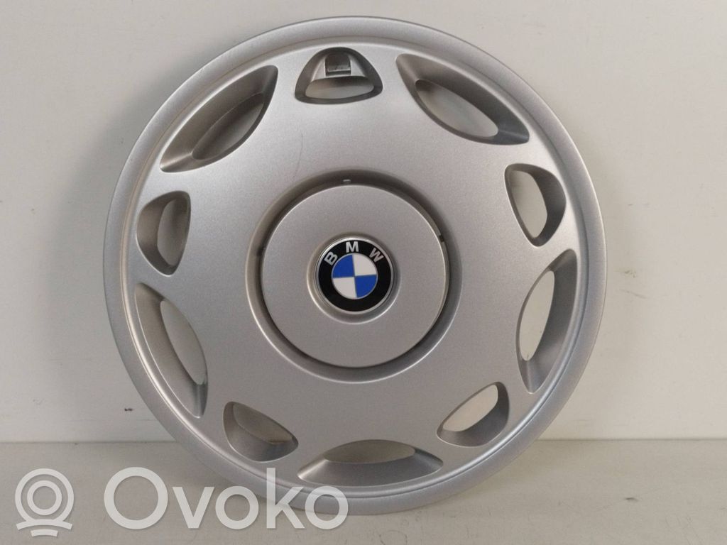 BMW 3 E36 R15-pölykapseli 