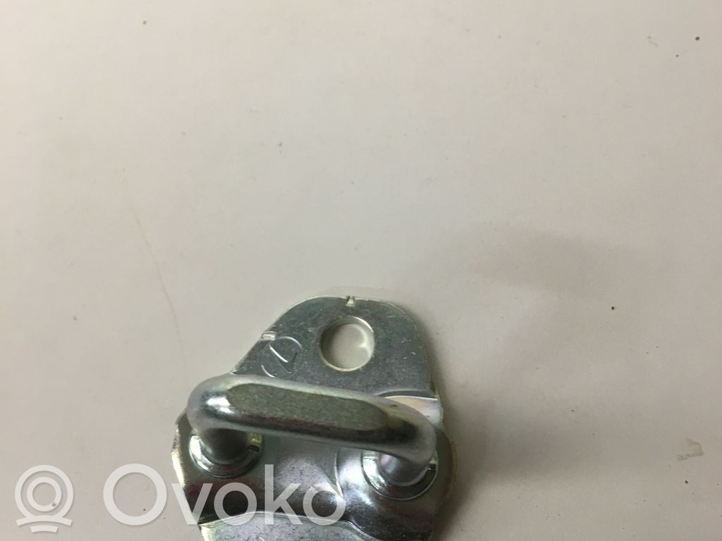 Subaru Impreza IV Rear door lock loop/hook striker 